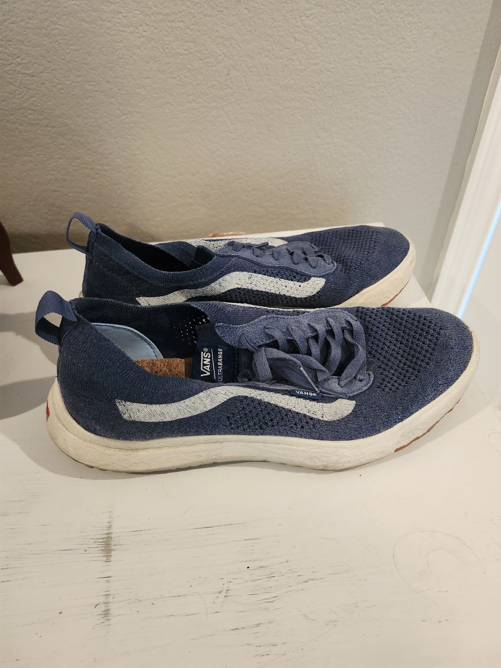Vans Men's Navy Blue Knit Low-Top Sneakers with White Side Stripe